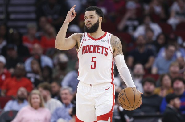 配资炒股入门知识 如今0-3命悬一线！范弗里特季后赛前称首轮对谁都有信心